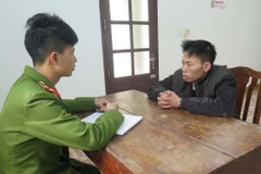 Đối tượng Đối tượng Mạc Văn Duy tại cơ quan điều tra. (Ảnh: Mạnh Minh/TTXVN)