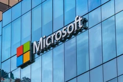 Microsoft tố Mỹ bắt theo dõi thông tin của hàng chục nghìn khách hàng