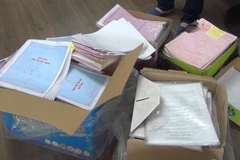 Tang vật thu giữ tại Hà Nội. Ảnh: TTXVN phát)