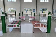 Trạm Y tế lưu động số 2 tại Cụm công nghiệp Phú Chánh, thị xã Tân Uyên, tỉnh Bình Dương để hỗ trợ thu dung, điều trị COVID-19. (Ảnh: TTXVN phát)