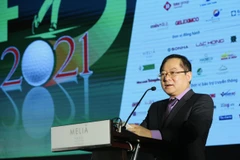 Nhà báo Lê Xuân Sơn - Tổng Biên tập báo Tiền Phong, Trưởng Ban tổ chức giải Tiền Phong Golf Championship 2021 phát biểu tại buổi họp báo.