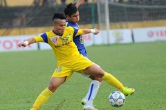 Ngoại binh tỏa sáng, QNK Quảng Nam hạ gục Sông Lam Nghệ An