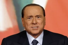 Cựu thủ tướng Italy Berlusconi có nguy cơ bị phạt thêm ba năm tù vì mua chuộc nhân chứng. (Ảnh: AP)