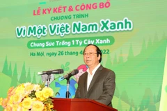 Thứ trưởng Bộ Tài nguyên và Môi trường Võ Tuấn Nhân phát biểu tại chương trình. (Ảnh: Hùng Võ/Vietnam+)