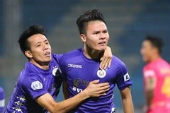 Quang Hải tỏa sáng, Hà Nội loại Sài Gòn để đua ‘song mã’ với Viettel 