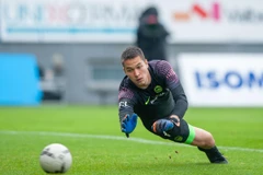 Thủ môn Filip Nguyễn còn cơ hội khoác áo đội tuyển Việt Nam. (Ảnh: FBNV) 