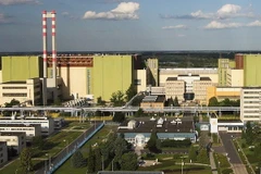 Quang cảnh bên ngoài nhà máy điện hạt nhân Paks ở Paks, Hungary. (Ảnh: SKODA/TTXVN)