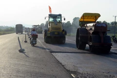 Thi công nâng cấp, mở rộng tuyến Quốc lộ 1A đoạn qua huyện Phú Lộc, tỉnh Thừa Thiên-Huế. Ảnh minh họa. (Ảnh: Quốc Việt/TTXVN)