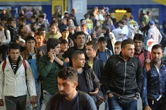 Người tị nạn Syria và Trung Đông ở ga trung tâm Berlin. (Nguồn: AFP)