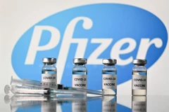 Hình ảnh minh họa vaccine phòng COVID-19 của Pfizer. (Ảnh: AFP/TTXVN)