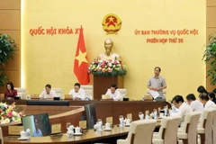 Phó Chủ tịch Quốc hội Trần Quang Phương điều hành phiên họp. (Ảnh: An Đăng/TTXVN)