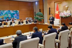 Chủ tịch Quốc hội Vương Đình Huệ chủ trì cuộc họp. (Ảnh: Nhan Sáng/TTXVN)