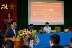 Trưởng Ban Nội chính Trung ương Phan Đình Trạc phát biểu tại hội nghị tiếp xúc cử tri. (Ảnh: Nguyễn Dũng/TTXVN)