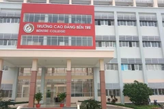 Trường Cao đẳng Bến Tre.