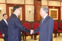 Tổng Bí thư, Chủ tịch nước Tô Lâm tiếp ông Lưu Ninh, Ủy viên Trung ương Đảng, Bí thư Đảng ủy Khu tự trị dân tộc Choang Quảng Tây, Trung Quốc. (Ảnh: Trí Dũng/TTXVN)