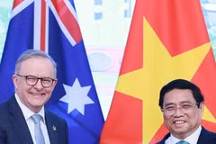 Thủ tướng Phạm Minh Chính và Thủ tướng Australia Anthony Albanese. (Ảnh: Dương Giang/TTXVN)
