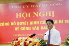 Phó Bí thư Tỉnh ủy Hải Dương Lê Ngọc Châu phát biểu nhận nhiệm vụ. (Ảnh: Mạnh Minh/TTXVN)