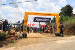 Giải đua xe môtô địa hình Lâm Đồng mở rộng 'Núi xanh Enduro 2024' bị tạm hoãn ngay trước giờ khai mạc. (Nguồn: Báo Lâm Đồng)
