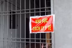 Khu vực cách ly tại chỗ tại một phòng trọ ở Bắc Giang. (Ảnh: TTXVN phát)