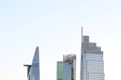 Đô thị Thành phố Hồ Chí Minh hiện đại, nằm hiền hòa bên sông Sài Gòn. (Ảnh: Hồng Đạt/TTXVN)