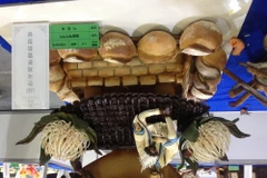 Tác phẩm tạo hình làm từ bột mì, tại Seoul Food Week 2016, Hàn Quốc. (Ảnh: PV/Vietnam+)