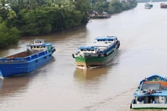 Giao thông thủy trên kênh Chợ Gạo, Tiền Giang. (Nguồn: baogiaothong.vn)