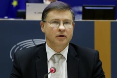 Phó Chủ tịch điều hành Ủy ban châu Âu (EC) Valdis Dombrovskis. (Ảnh: AFP/TTXVN)