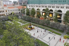 Khu vực đường hoa Nguyễn Huệ, quận 1, TP Hồ Chí Minh thưa thớt người tham quan dịp Tết Nguyên đán Tân Sửu 2021. (Ảnh: Thanh Vũ/TTXVN)