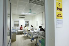 Khu cách ly cho bệnh nhân Bệnh viện Việt Đức tại Bệnh viện Thanh Nhàn