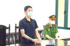 Đối tượng Ninh Văn Đức tại tòa. (Nguồn: tienphong.vn)