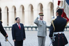 [Photo] Lễ đón chính thức Thủ tướng Phạm Minh Chính thăm Cộng hòa Pháp