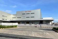 Các doanh nghiệp trong Khu chế xuất Tân Thuận có ca nhiễm COVID-19 tạm ngừng hoạt động để phòng dịch. (Ảnh: Thanh Vũ/TTXVN)