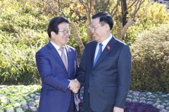 [Photo] Chủ tịch Quốc hội Vương Đình Huệ gặp người đồng cấp Hàn Quốc