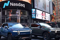 Xe tải điện của Rivian đậu gần tòa nhà Nasdaq MarketSite ở Quảng trường Thời đại ngày 10/11 ở thành phố New York. (Nguồn: Getty)