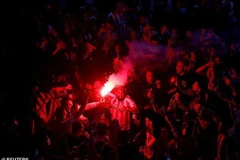 Fan Atletico Madrid ăn mừng cuồng nhiệt sau chức vô địch La Liga