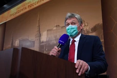 Người phát ngôn Điện Kremlin Dmitry Peskov tại cuộc họp báo ở Moskva, Nga. (Ảnh: AFP/TTXVN)