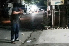 Lực lượng công an khám nghiệm hiện trường. (Nguồn: vov.vn)