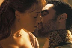 [Video] Độc đáo nghề giám sát 'cảnh nóng' trên phim trường