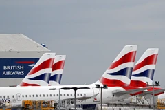 Máy bay của Hãng hàng không British Airways tại sân bay Heathrow ở London, Anh ngày 8/6/2020. (Ảnh: AFP/TTXVN)