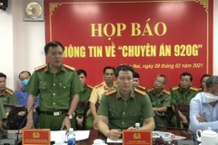 Đại tá Nguyễn Ngọc Quang, Phó giám đốc Công an tỉnh Đồng Nai thông tin về chuyên án 920G. (Ảnh: Nguyễn Văn Việt/TTXVN)