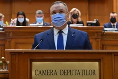 Thủ tướng được chỉ định của Romania Nicolae Ciuca phát biểu trong phiên họp Quốc hội tại Bucharest ngày 25/11/2021. (Ảnh: AFP/TTXVN)