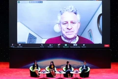 Một buổi webinar chia sẻ thông tin về Giải thưởng VinFuture và quá trình đề cử tới các nhà khoa học, nhà nghiên cứu trên thế giới.