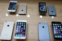 Hải quan Hong Kong thu giữ 286 điện thoại iPhone 6 buôn lậu