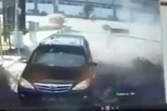 Video khoảnh khắc xảy ra vụ đánh bom tự sát ở Surabaya