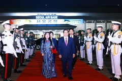 Lễ tiễn Thủ tướng Phạm Minh Chính và Phu nhân. (Ảnh: Dương Giang/TTXVN)