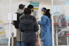 Một điểm xét nghiệm COVID-19 ở Seoul, Hàn Quốc, ngày 21/12/2022. (Ảnh: YONHAP/TTXVN)