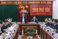 Thủ tướng Phạm Minh Chính chủ trì làm việc với lãnh đạo chủ chốt tỉnh Phú Yên. (Ảnh: Dương Giang/TTXVN)