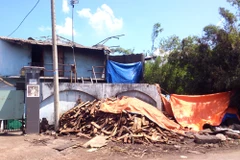 Nổ lò hơi tại cơ sở làm bánh tráng làm hai người bị thương