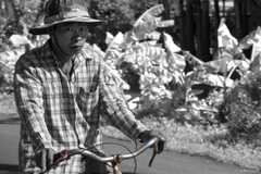 Đại diện ban tổ chức cho biết, từ điển tiếng Việt hiện nay có khoảng có khoảng 500 từ có gốc tiếng Pháp hay từ hỗn chủng với tiếng Pháp, ví dụ như: 'poupée' (búp bê), 'savon' (xà bông), 'balcon' (ban công) hay 'café' (cà phê)… (Ảnh: BTC)