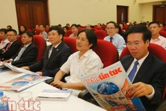 Trưởng ban Tuyên giáo Trung ương Võ Văn Thưởng tham dự lễ kỷ niệm 35 năm báo Tin tức. (Ảnh: Báo Tin tức)